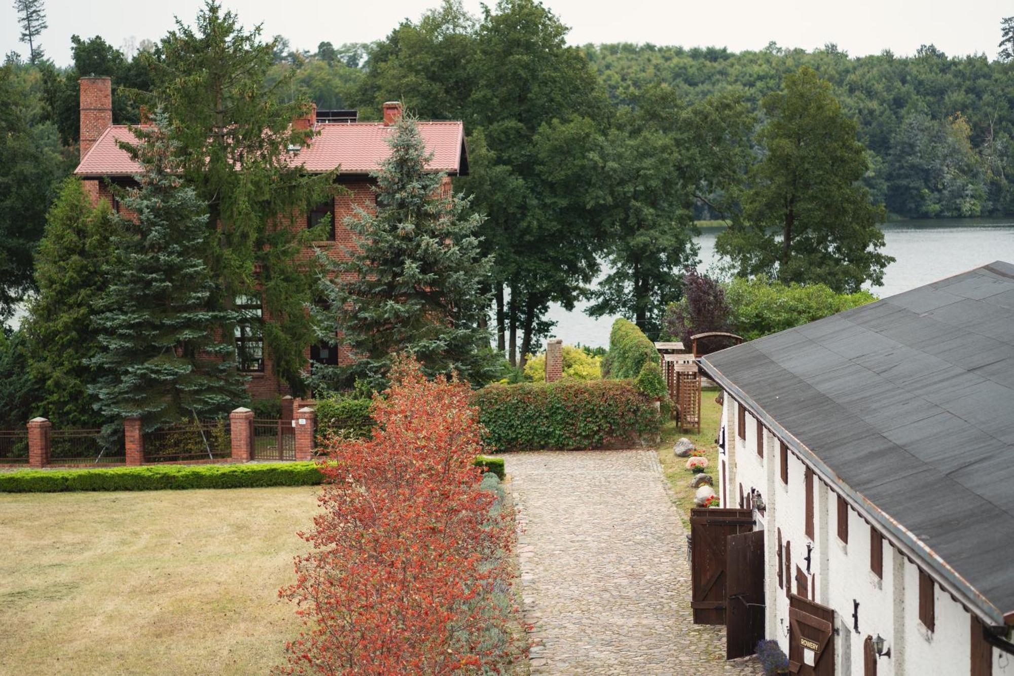 Stary Mlyn Strzeszyn Hotel Lubowo  Luaran gambar
