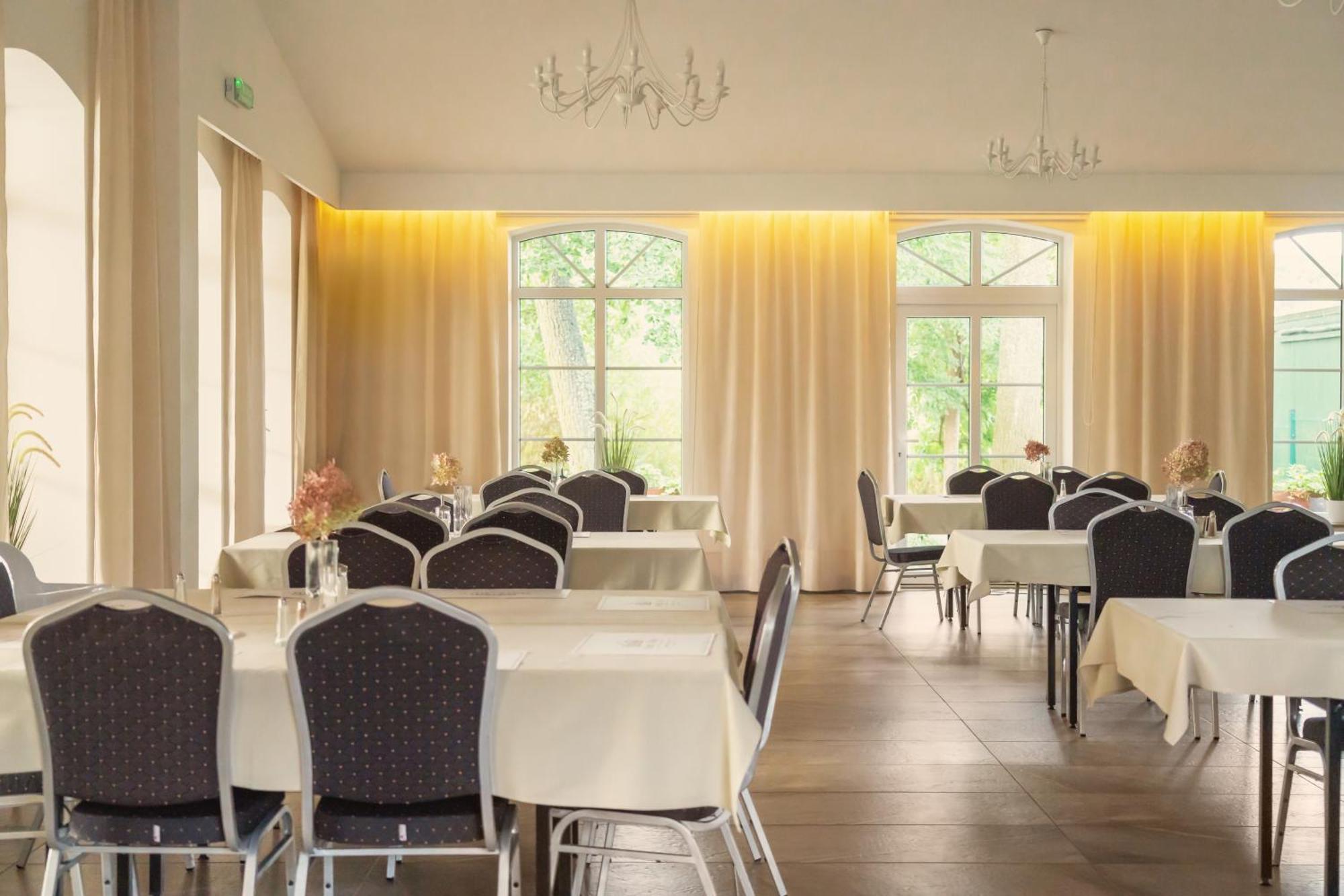 Stary Mlyn Strzeszyn Hotel Lubowo  Luaran gambar